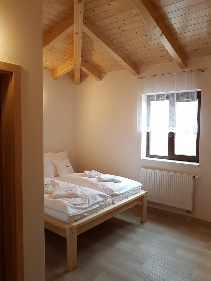 Rodinny Wellness Hotel U Langru Dolni Vestonice Exterior photo