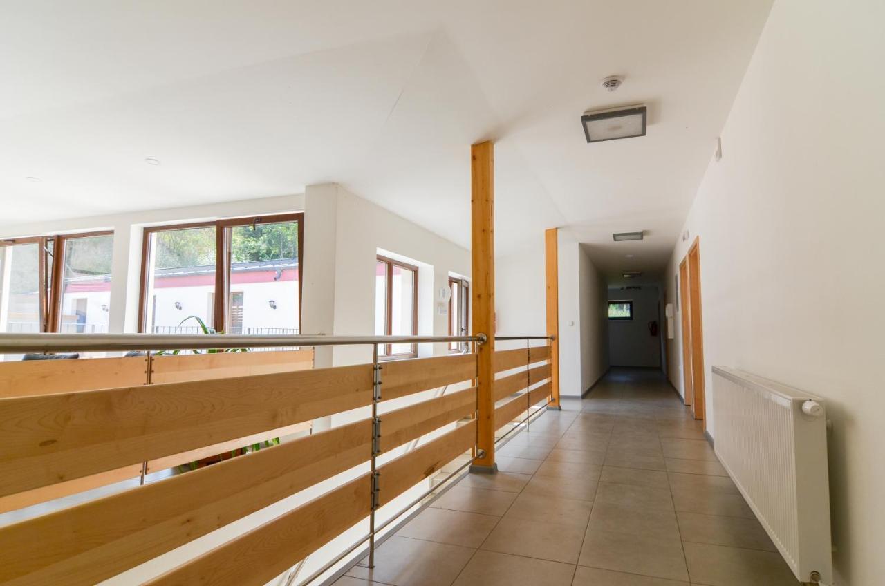 Rodinny Wellness Hotel U Langru Dolni Vestonice Exterior photo